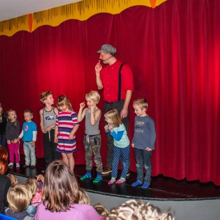 podium jarige kinderfeest roel