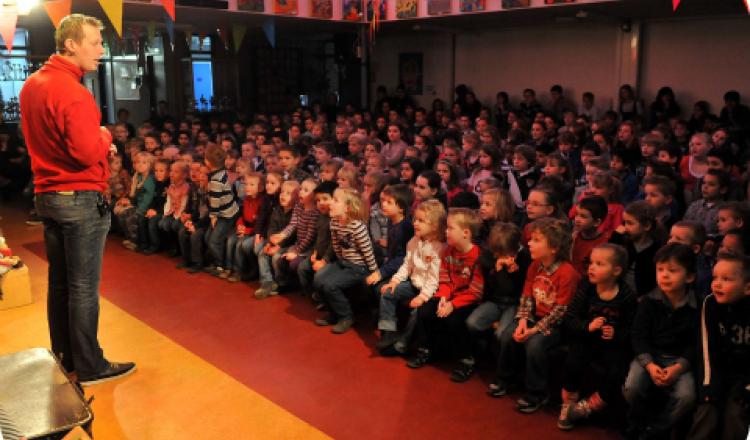 Poppenspeler voor kinderen.1